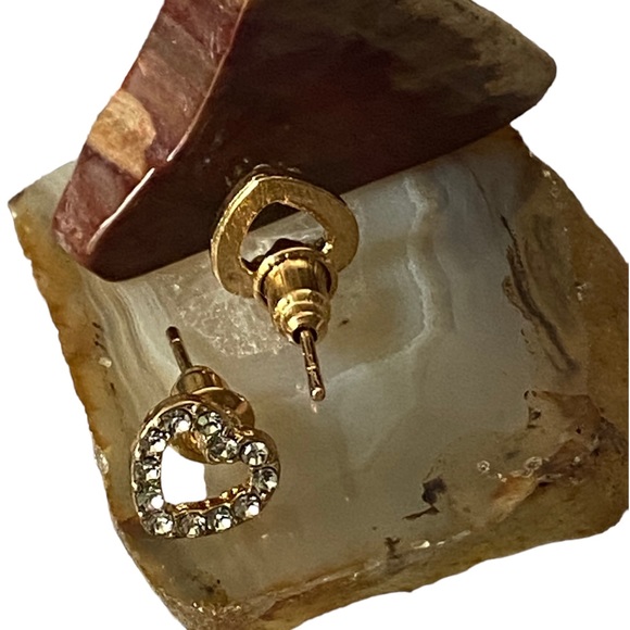 ๐Sale ๐2 for $10 NWOT white rhinestones hearts gold (color) post earrings - Picture 3 of 5